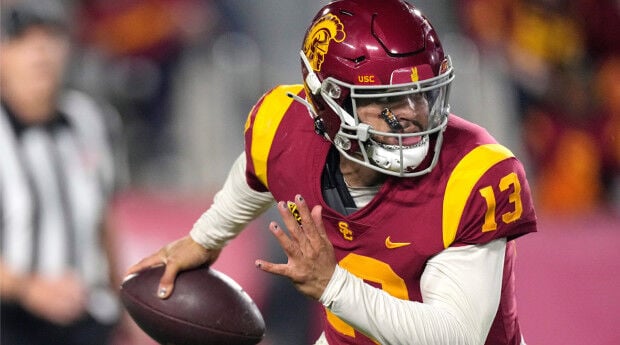 USC's Caleb Williams Deflects Comparisons to Patrick Mahomes, Sports-illustrated