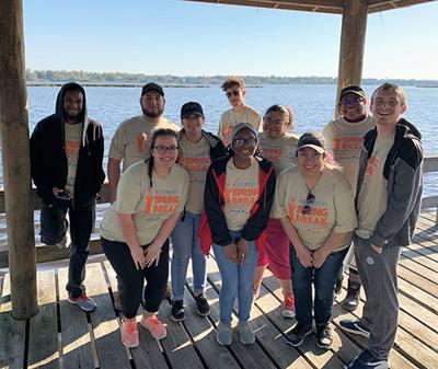 UHV students spend spring break helping others in Mississippi