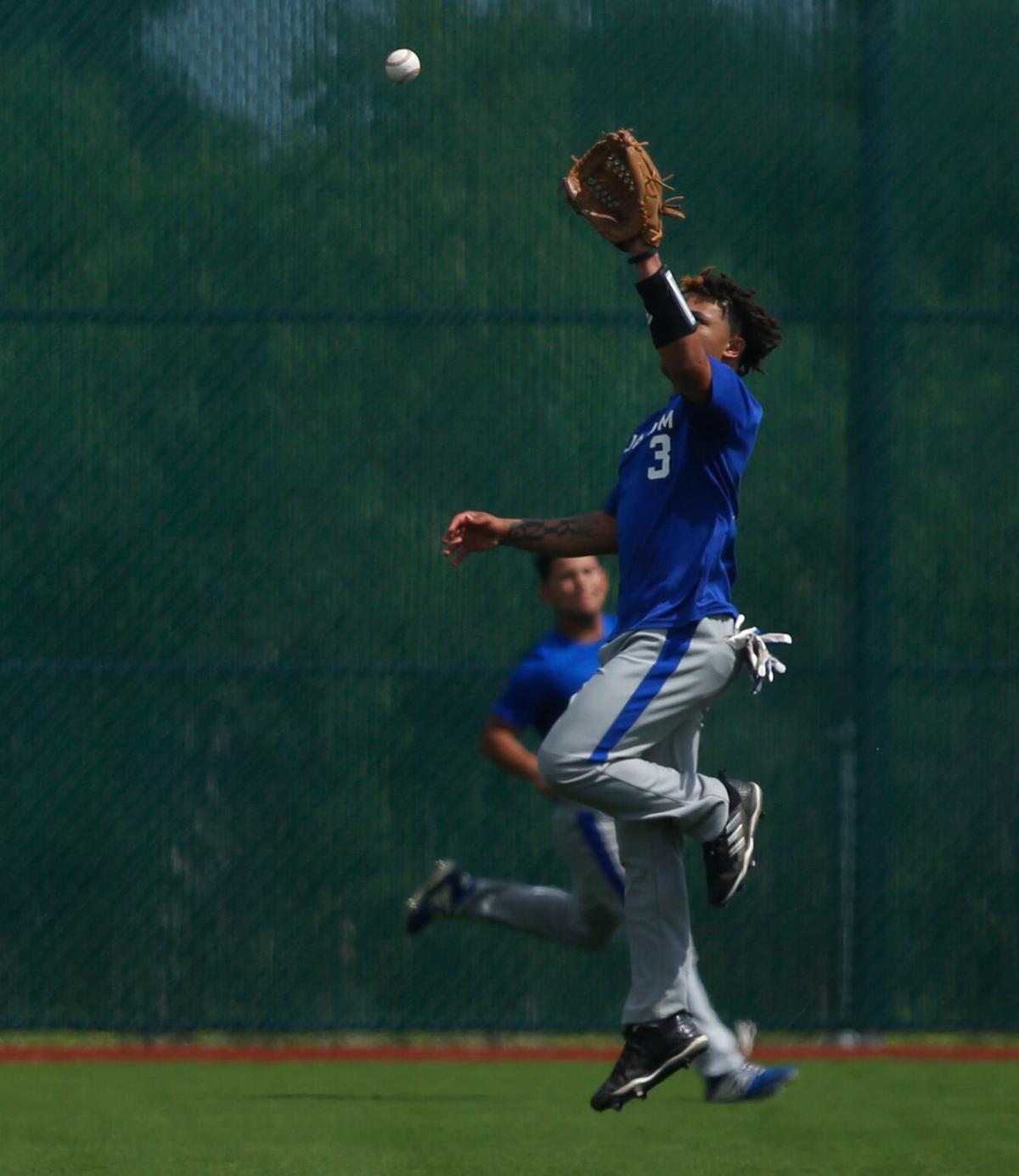 Yoakum vs. Llano Baseball