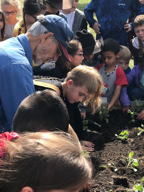 Master Gardeners Help Mission Valley Elementary With Garden