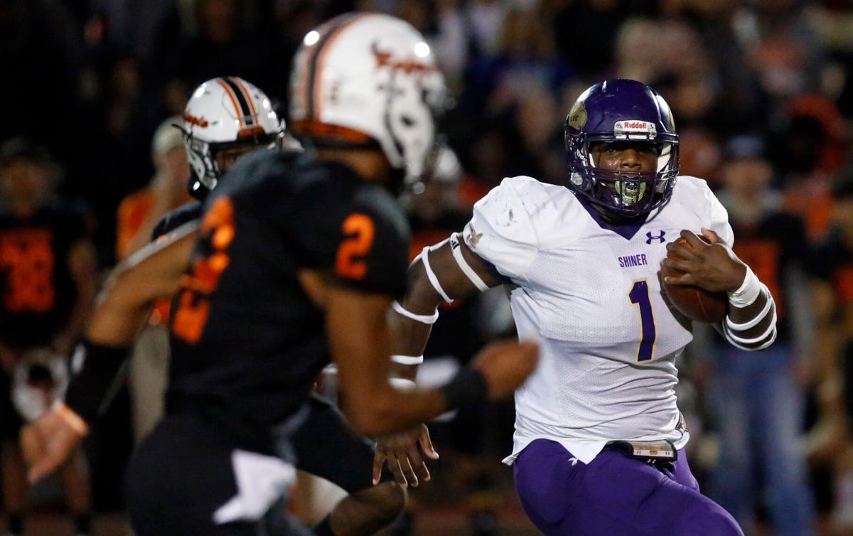 Refugio vs. Shiner Football