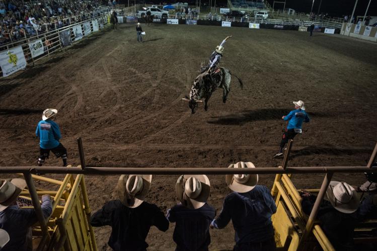 Bull riders help raise money for Goliad youths Local News Bull riders help raise money for Goliad youths Local News