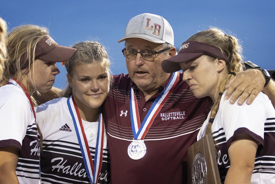 Hallettsville S Season Ends In Class 3a State Final Advosports Victoriaadvocate Com