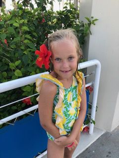 Kids vacation photos: Maycee Rae Smith on vacation with Nana & Papa at the Corpus Christi Aquarium