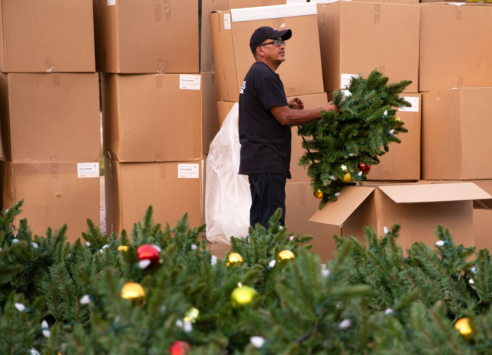 30-foot Christmas Tree To Light Up Downtown Victoria | Covid-19 ...