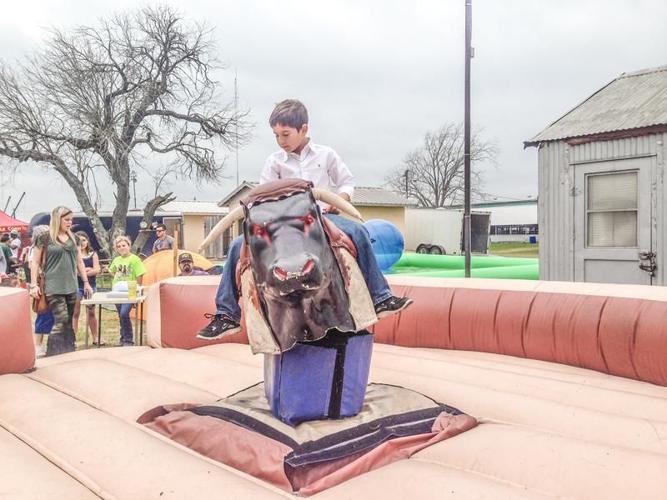 Refugio County residents celebrate tradition at fair (w/video