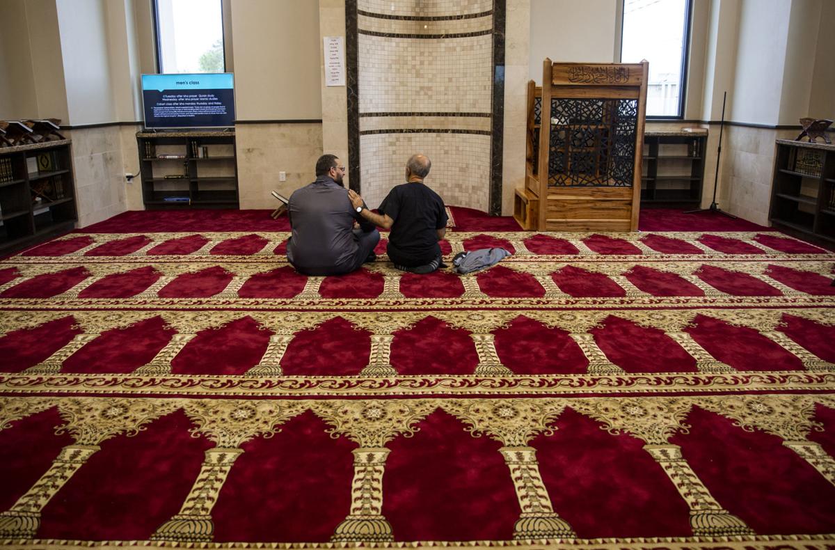 Victoria Carpenter Builds New Minbar For The Mosque News - how to talk to hassan in blox piece