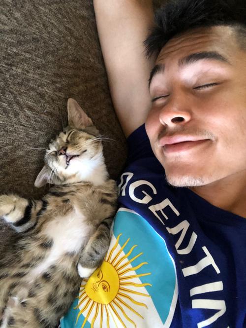 Cat selfies: Me with Brandon