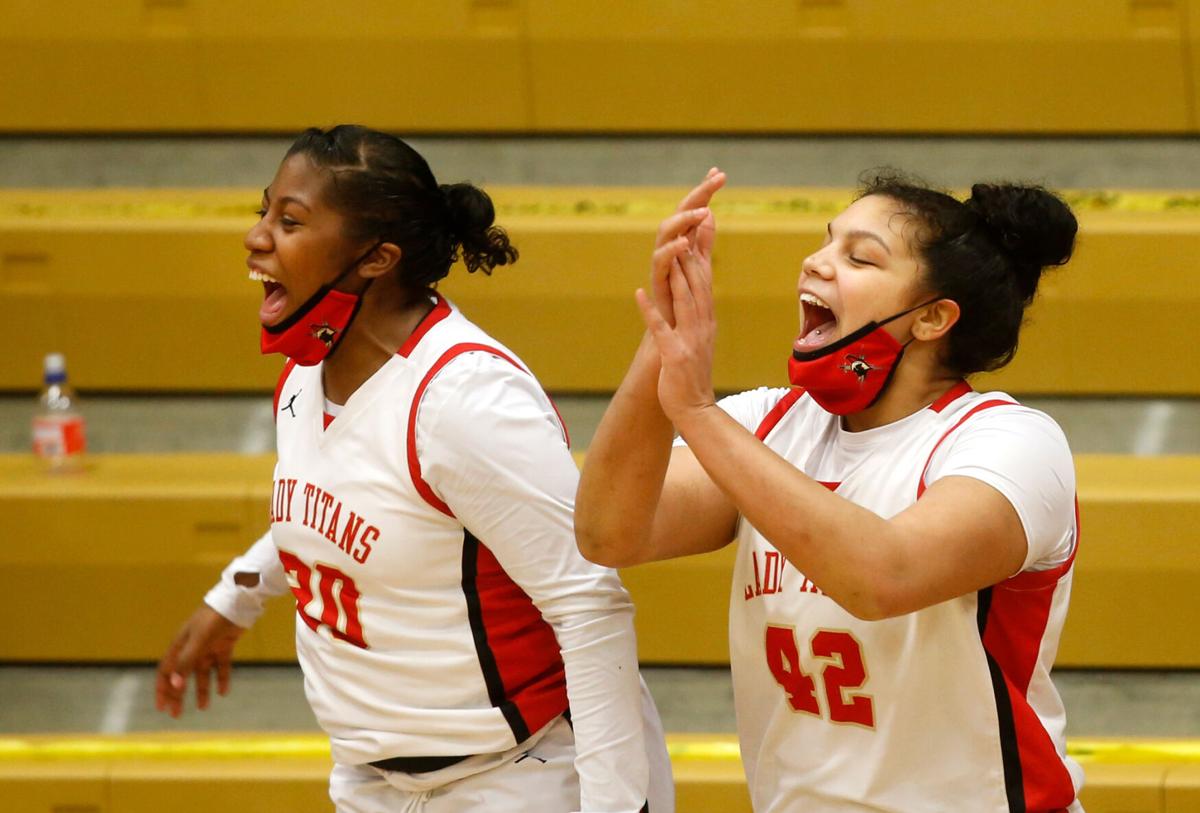 Victoria East vs. Laredo Martin Girls Basketball