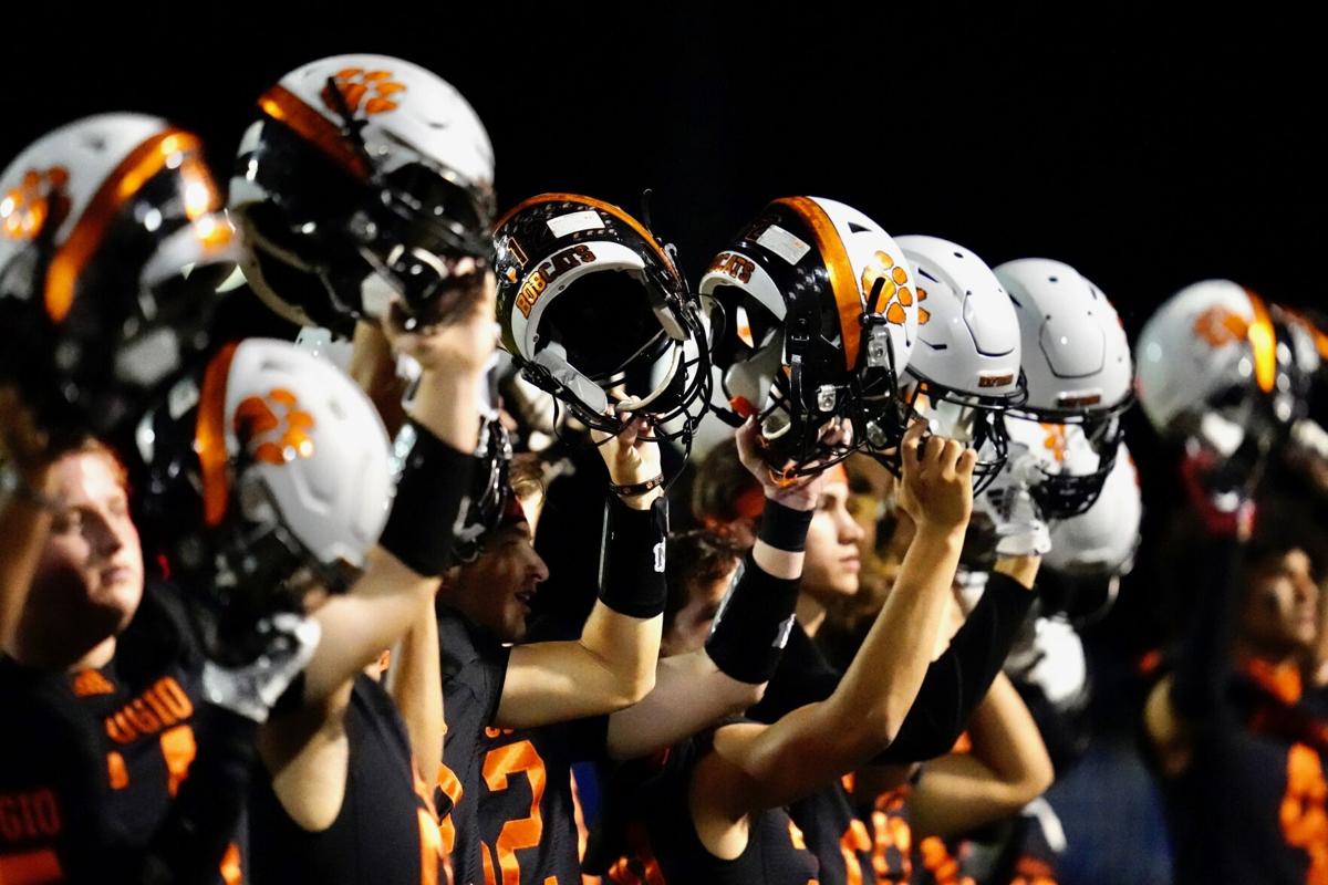Refugio vs. Flatonia football