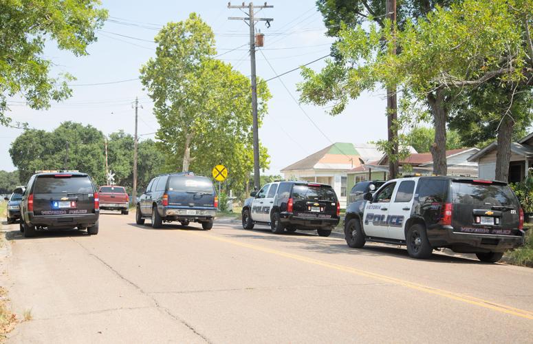 2 arrested on probation, parole violation warrants Local News