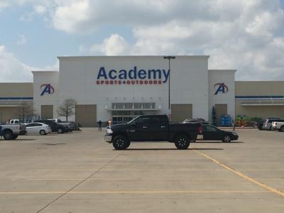 Best hunting, fishing store: Academy Sports and Outdoors