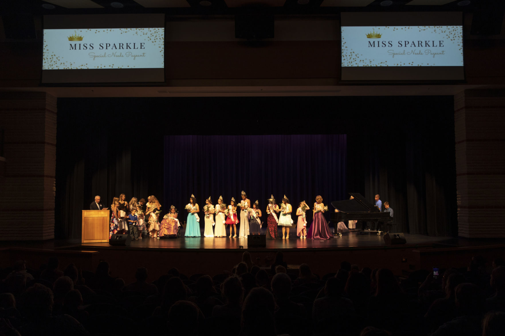 Gallery: Miss Sparkle Pageant | Photo Galleries | Victoriaadvocate.com