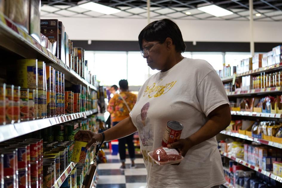 How A Waco Nonprofit Built A Community Grocery Store In A Food Desert Health Victoriaadvocate Com Family guy (roof shopping cart) gif. how a waco nonprofit built a community