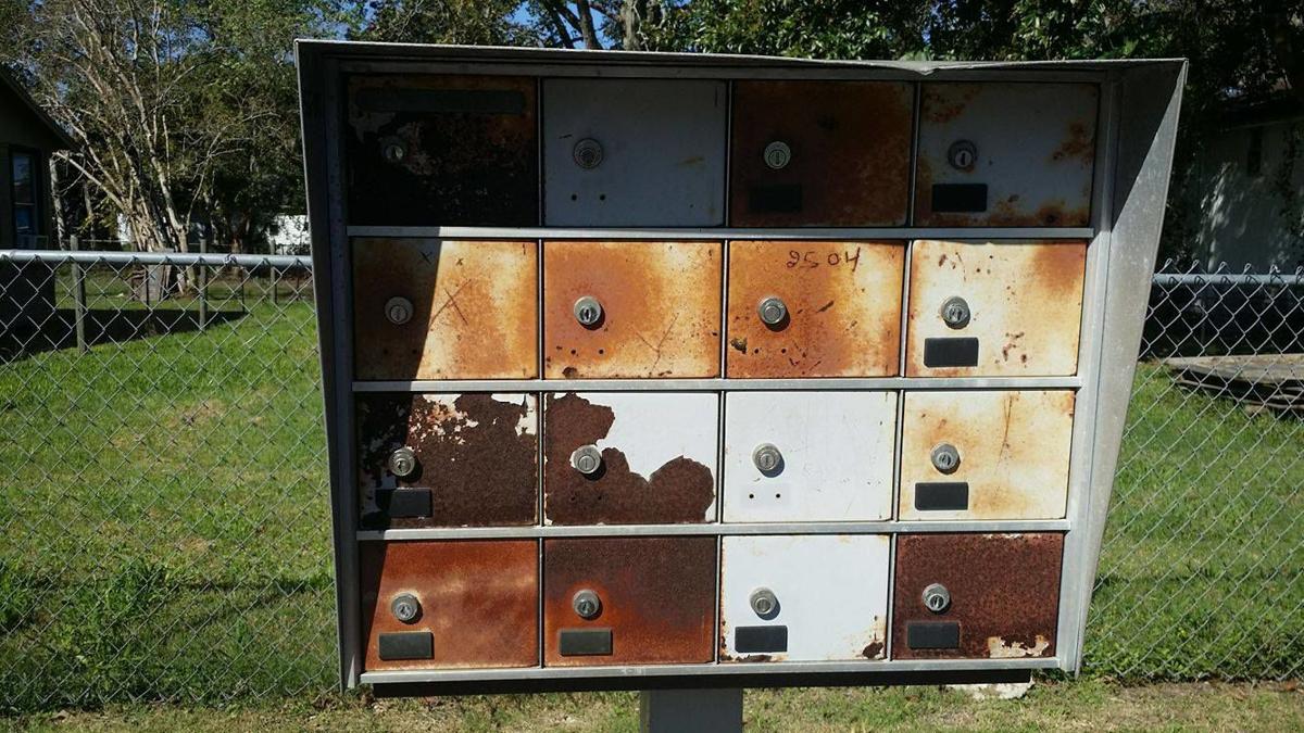 Post Office Installs Cer Unit Without Providing Keys