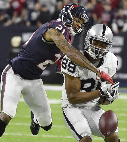 AFC Wildcard: Oakland Raiders face Houston Texans in first playoff