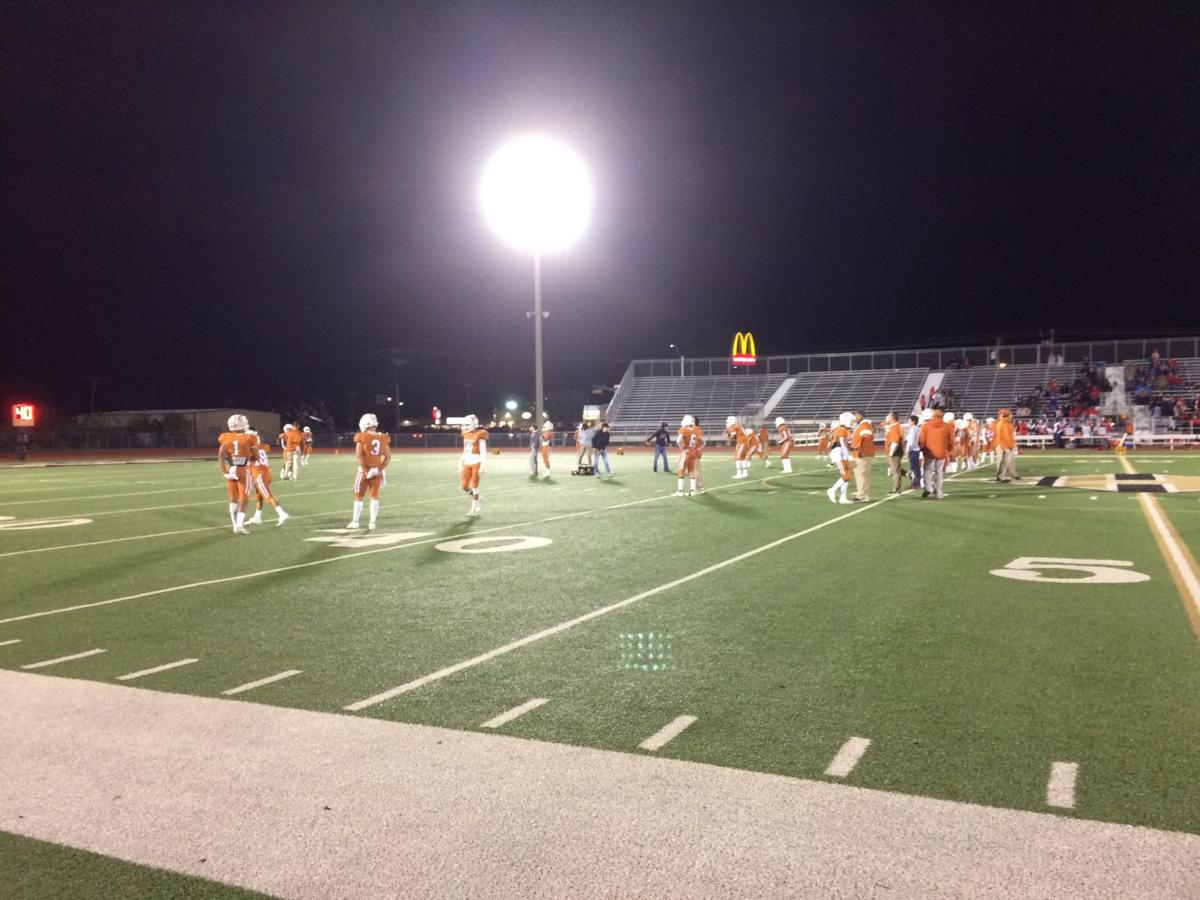 El Campo Runs To Area Win Over Beeville Local Victoriaadvocate Com