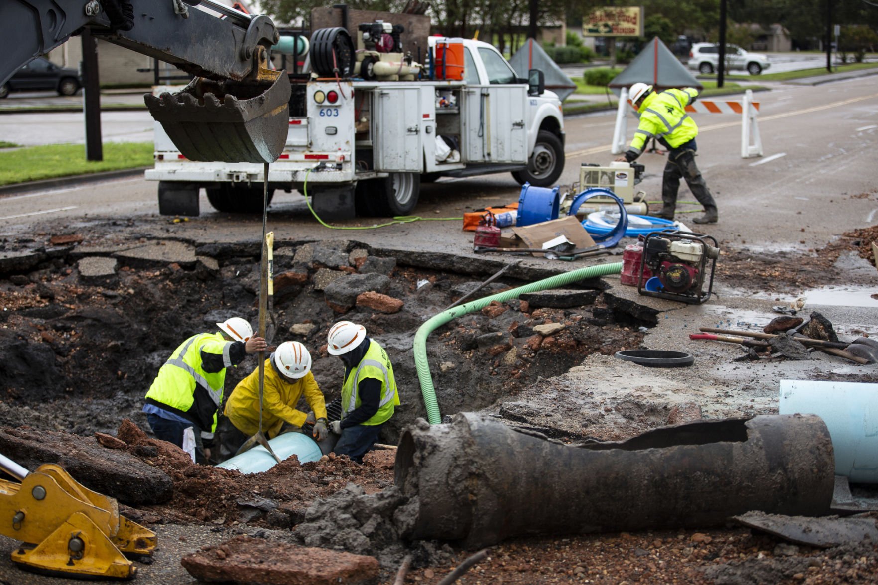 Victoria Residents Asked To Limit Water Use After Mains Break | Local ...