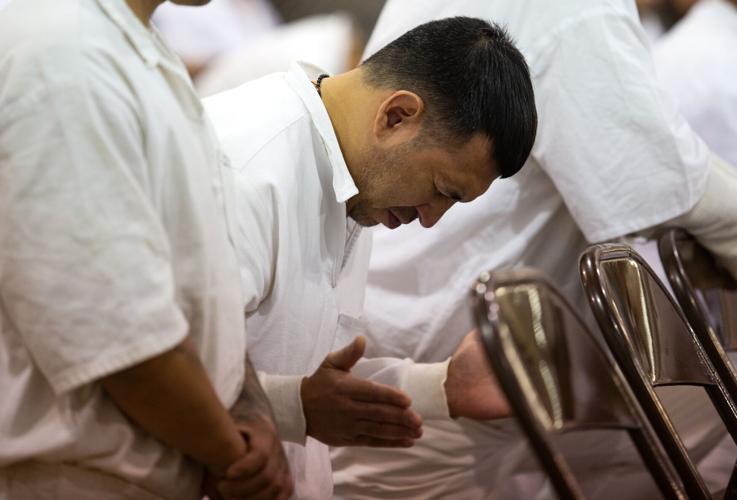 Gallery Inmates celebrate Holy Thursday in Cuero prison Photo