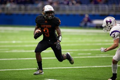 Refugio vs. Holland Football