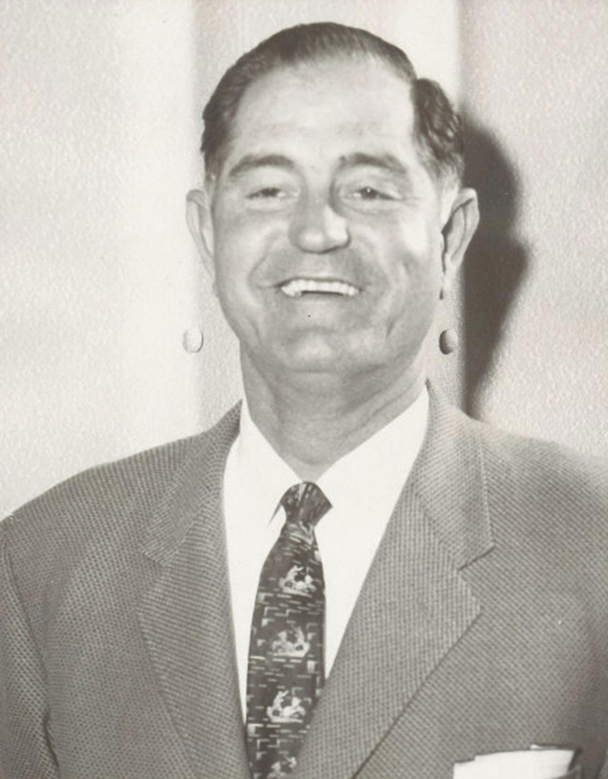 Former Victoria Ad Coach Earns Posthumous Honor Advosports Victoriaadvocate Com