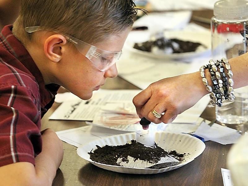 Hands On Science Experiments