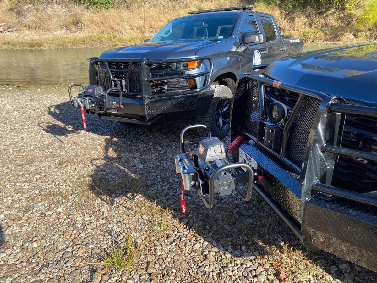 Victoria County Game Wardens Receive Winches From 100 Club Environment Victoriaadvocate Com
