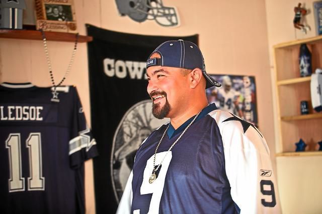 Victoria man wins Cowboys season tickets, Local News