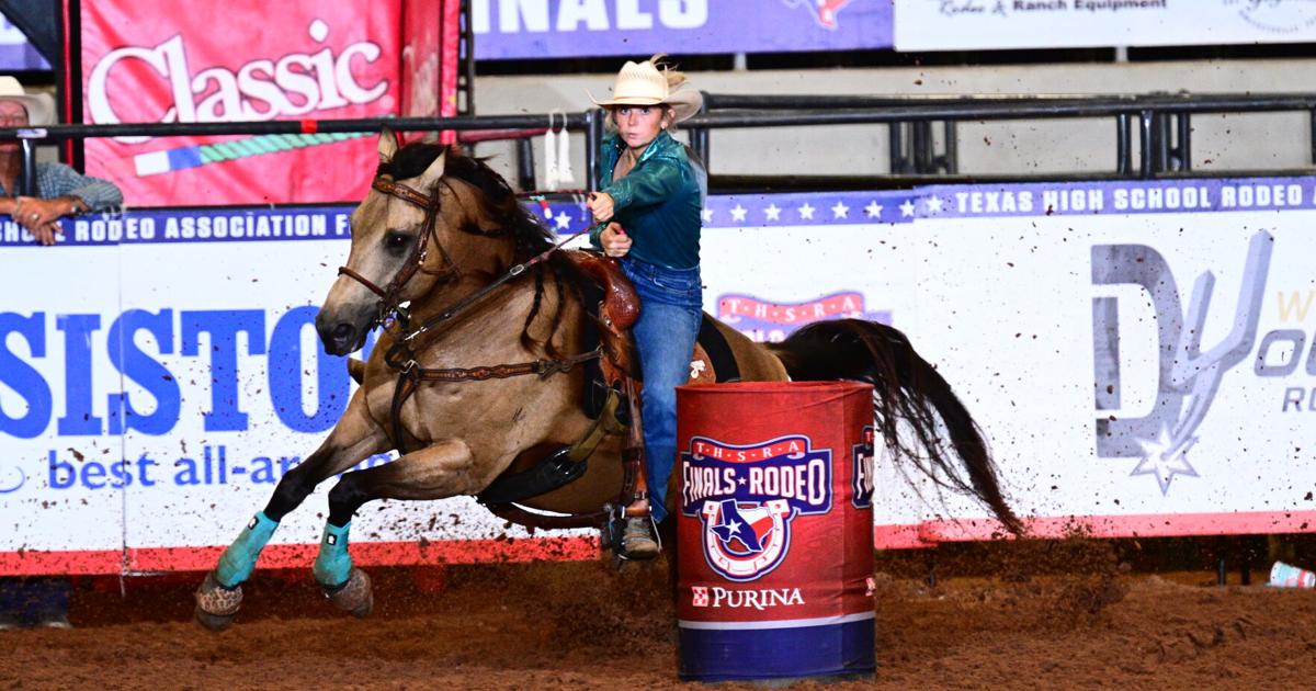 Victoria cowgirl to compete at nationals in Wyoming