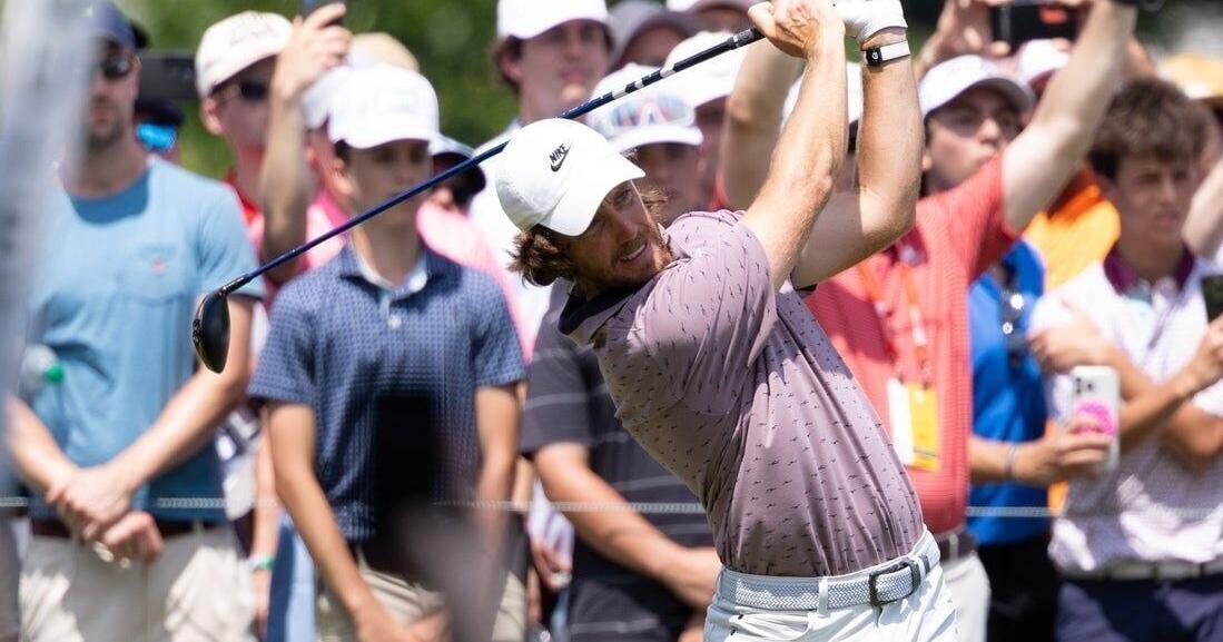 Fleetwood up 3 at Travelers
