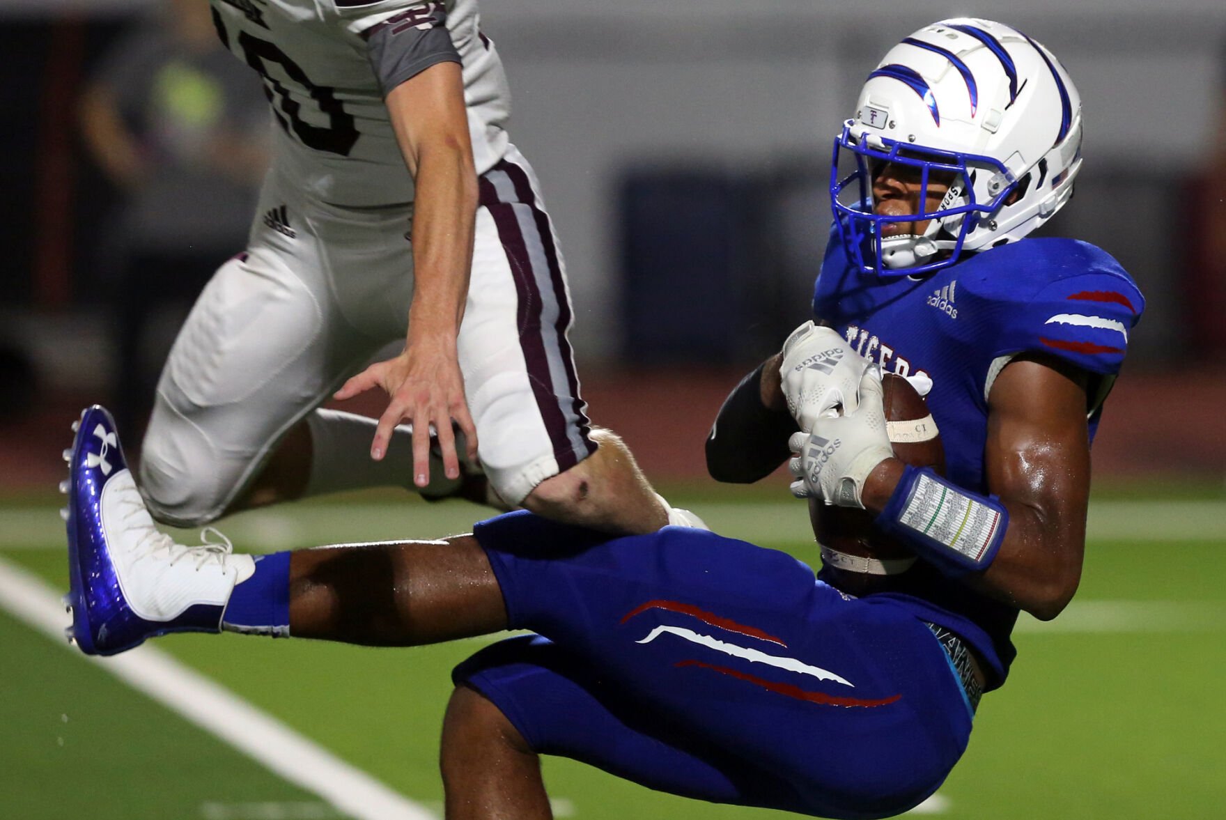 Area Football Playoff Preview | Advosports | Victoriaadvocate.com