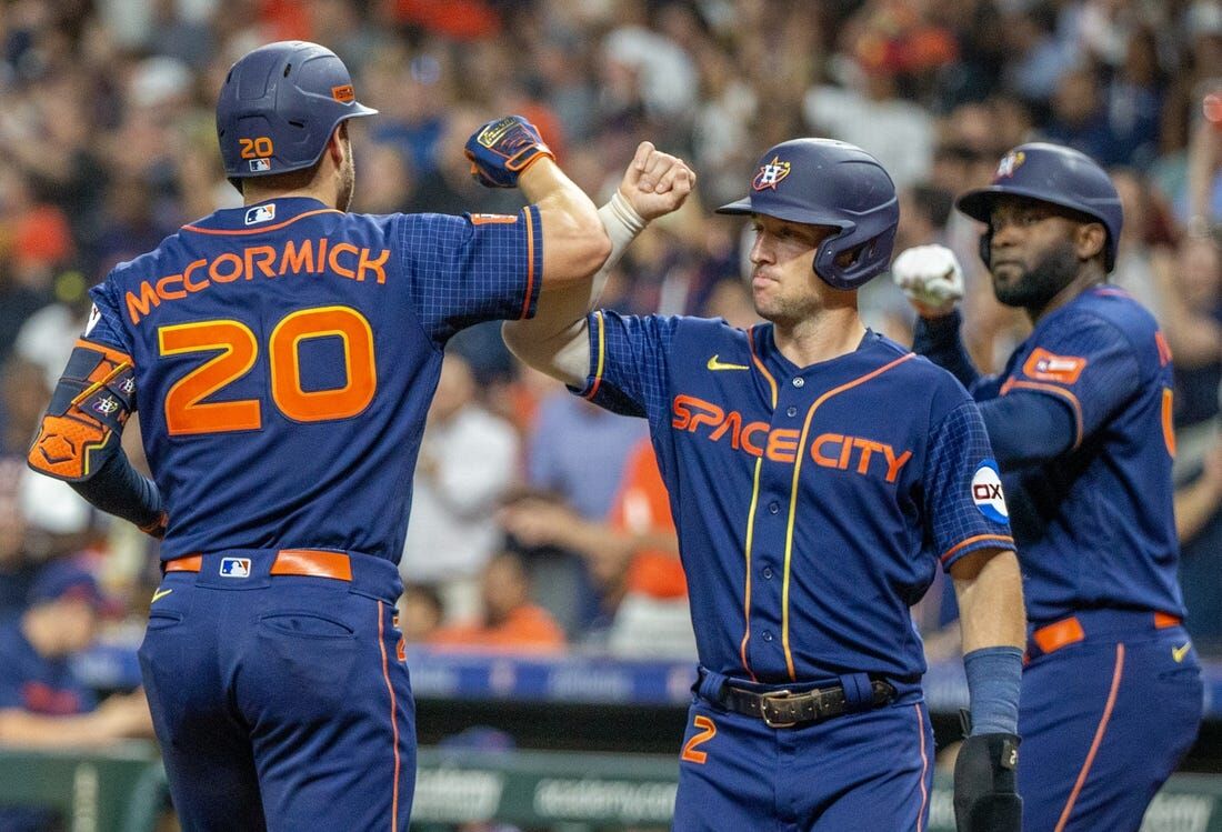 Tucker has 4 RBIs to lead Astros over Blue Jays 7-4