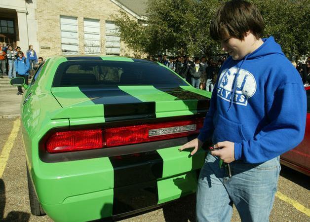 Local Teen Wins New Car And He Can T Even Drive Yet Entertainment Victoriaadvocate Com