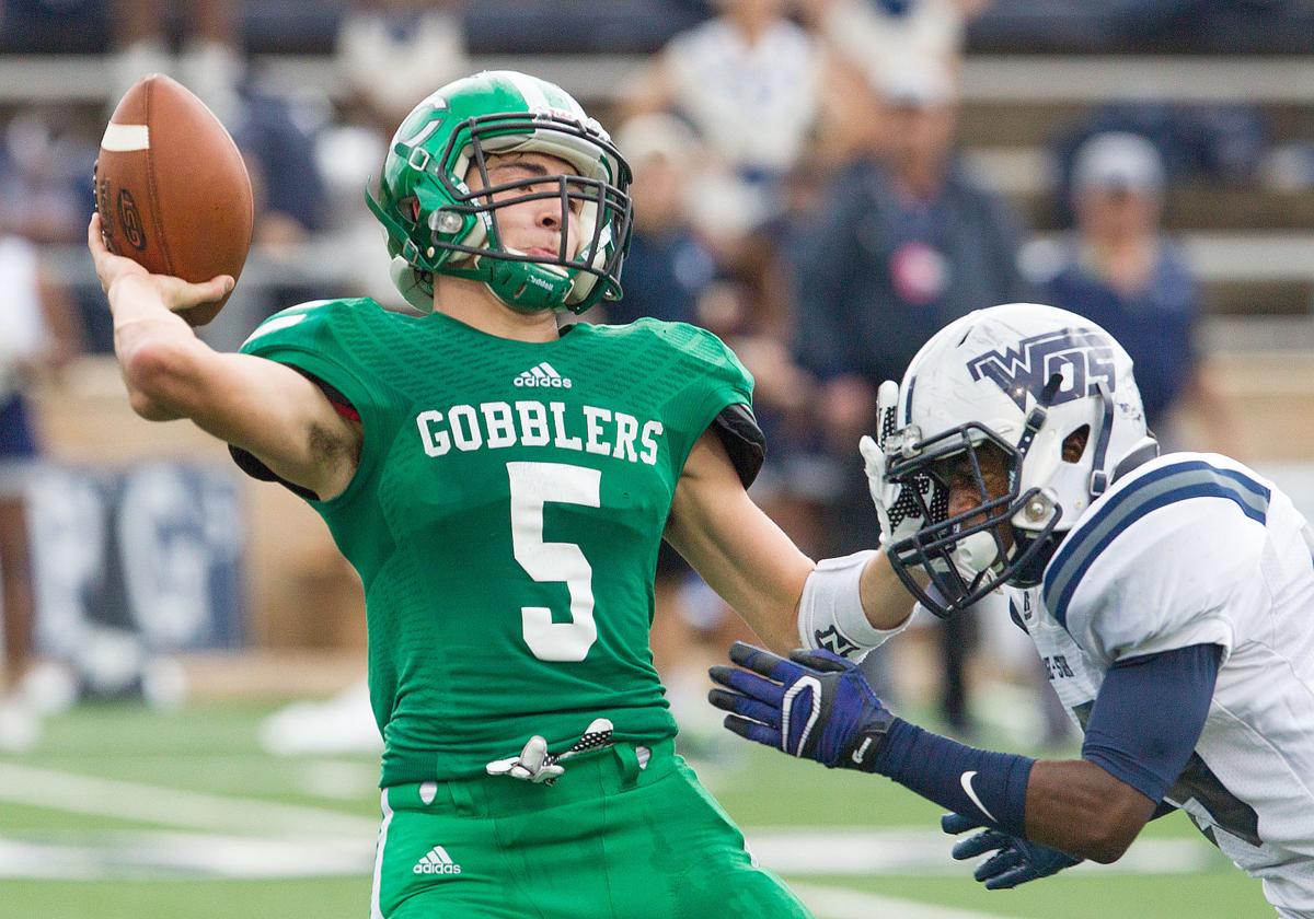 Cuero Quarterback Ends Career On High Note Advosports