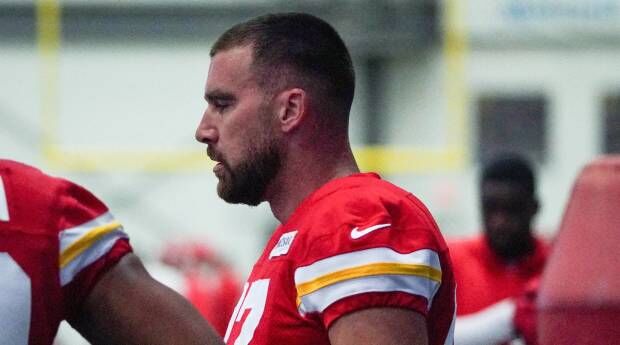 Travis Kelce's Status For NFL Kickoff Game Determined: Report