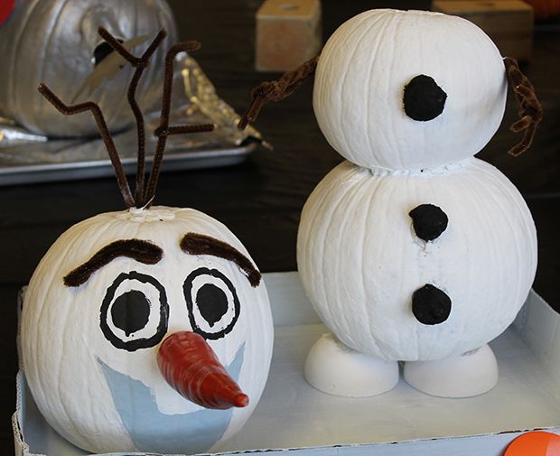 Scarecrow pumpkin wins decorating contest | Entertainment ...