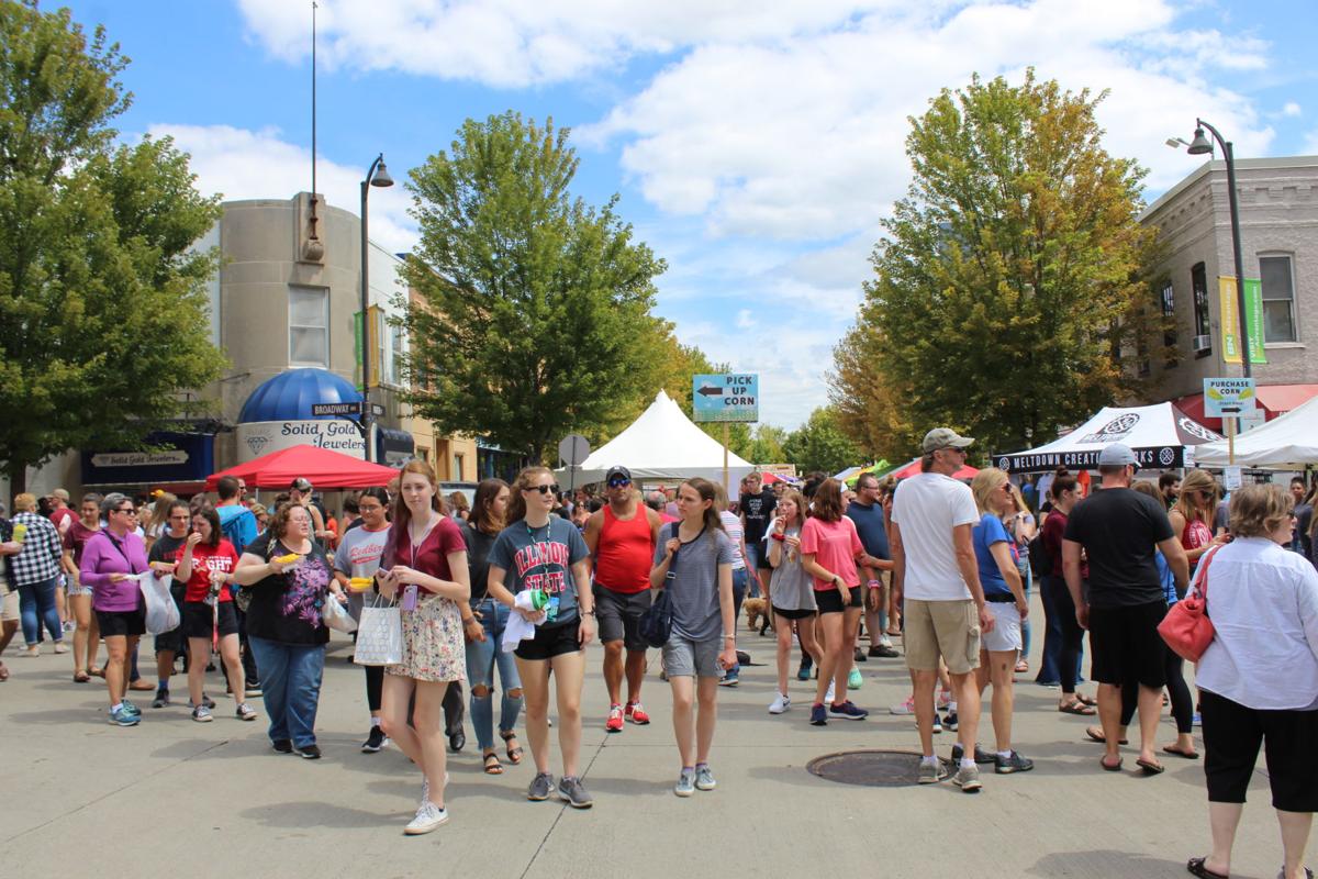 sweet corn fest uptown normal crowd