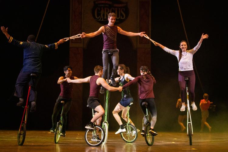 GPhiCircus22_10