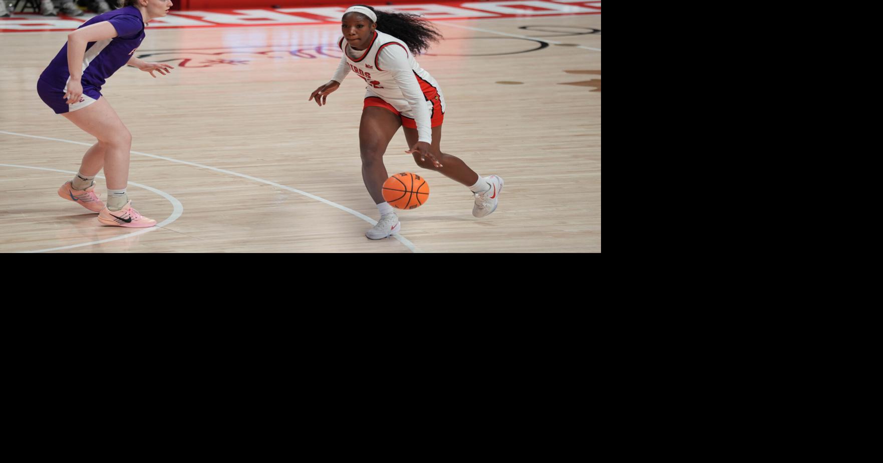 Dominate day from Doneelah Washington powers Redbirds to win over Indiana State