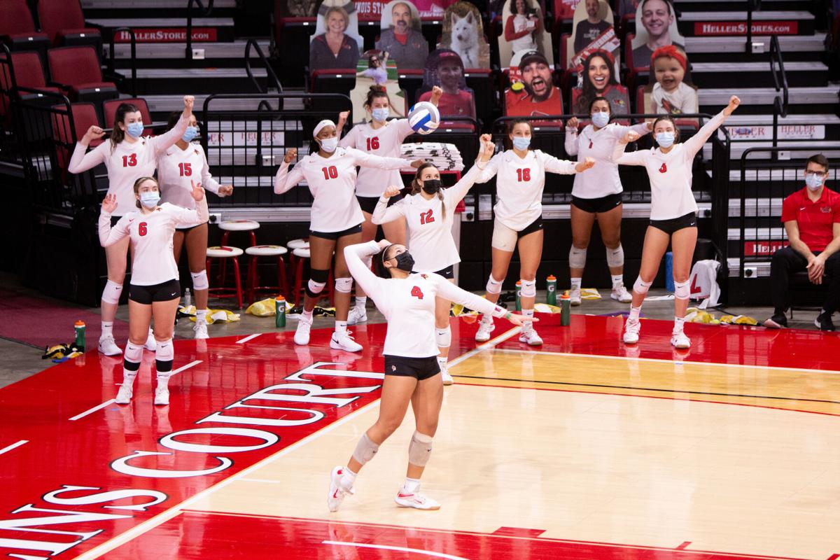Gallery Illinois State volleyball team sweeps Bradley in first home