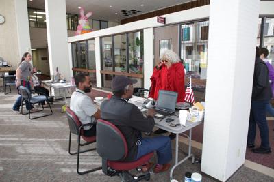 COUNTY CLERK VOTING_04