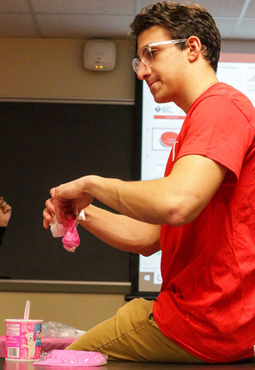 ALPFA valentine's day fundraiser8.jpg