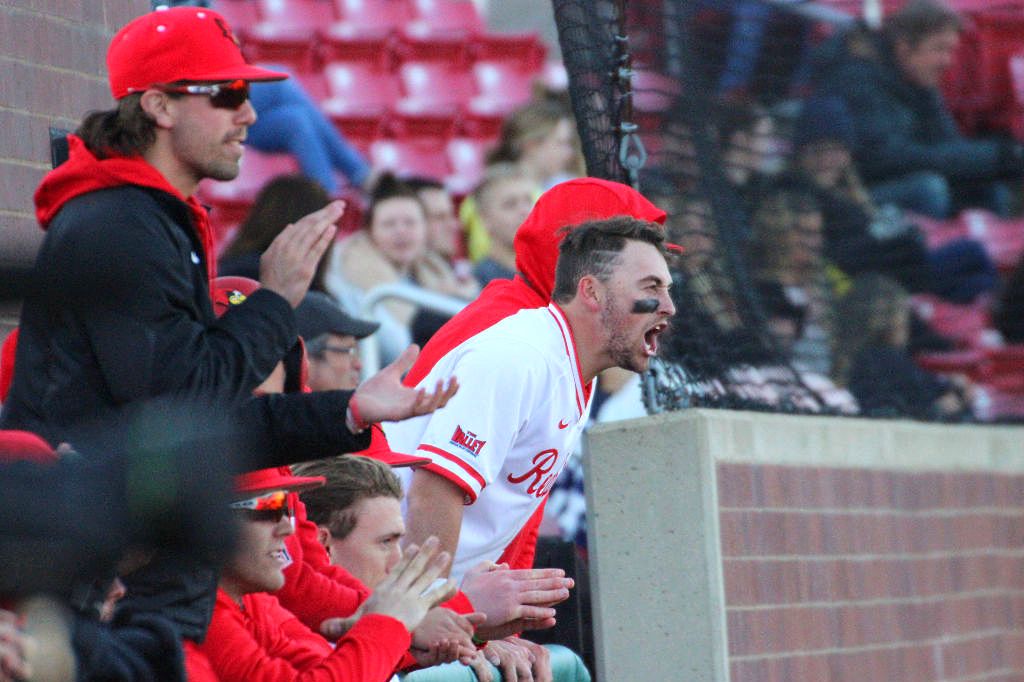 Baseball_bench_players_UW Milwaukee