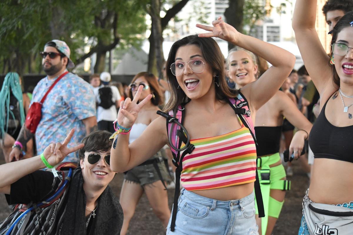Lolla 2019 group of friends