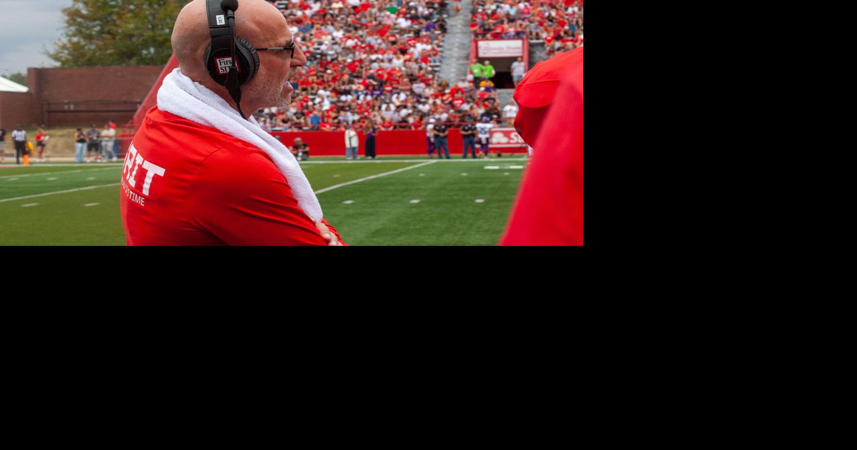 Illinois State offensive coordinator Tony Peterson retires