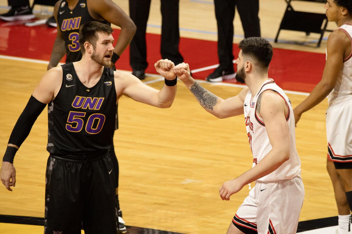 Gallery: Men's basketball gets swept by Northern Iowa | Multimedia | videtteonline.com