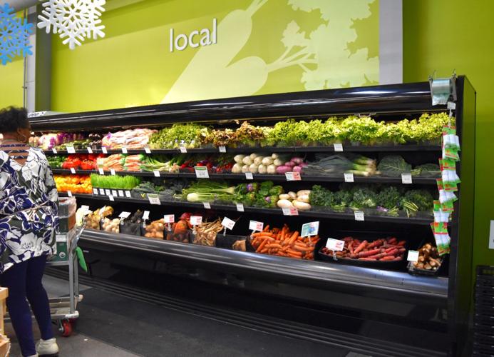 Green Top Grocery helps raise money for charity, local artists