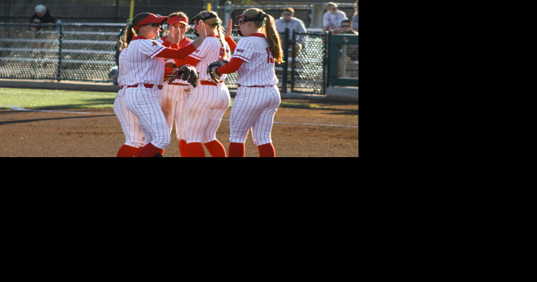 Illinois State softball breaks even in opening day of the Make It Happen Games