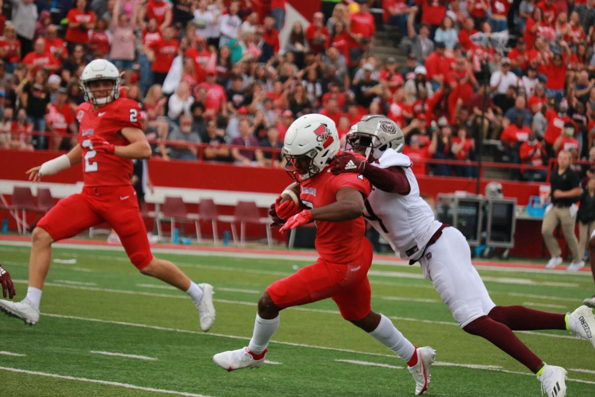 Isu Defense Limits No 15 South Dakota In Upset Pick Up First Valley Win Of The Season Sports Videtteonline Com