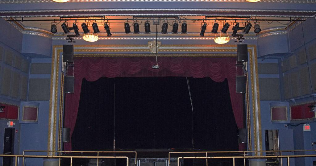 Best of Blo-No: Best Concert Venue: The Castle Theatre | Features | videtteonline.com